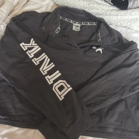 VS Pink Varsity Quarter Snap Long Sleeve Logo Crop Top - Picture 2 of 2